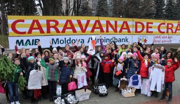 

                                                                                     https://www.maib.md/storage/media/2016/12/13/cu-ajutorul-maib-caravana-de-craciun-va-vizita-peste-3000-de-copii-aflati-in-dificultate/big-cu-ajutorul-maib-caravana-de-craciun-va-vizita-peste-3000-de-copii-aflati-in-dificultate.png
                                            
                                    