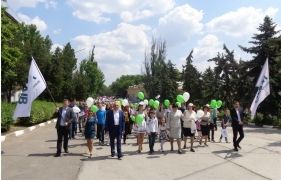 

                                                                                     https://www.maib.md/storage/media/2016/6/2/filiala-maib-a-defilat-la-parada-hramului-de-la-balti/big-filiala-maib-a-defilat-la-parada-hramului-de-la-balti.png
                                            
                                    
