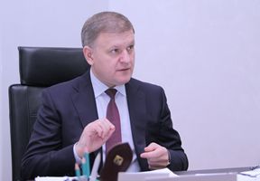 

                                                                                     https://www.maib.md/storage/media/2016/7/12/devenind-transparent-la-100-maib-implementeaza-cele-mai-bune-practici-bancare-presedintele-bancii-serghei-cebotari/big-devenind-transparent-la-100-maib-implementeaza-cele-mai-bune-practici-bancare-presedintele-bancii-serghei-cebotari.png
                                            
                                    