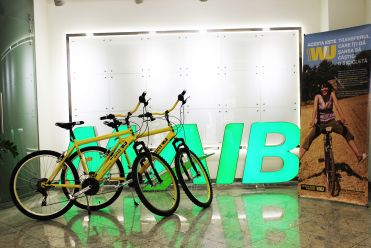 

                                                                                     https://www.maib.md/storage/media/2017/10/9/cate-un-set-de-biciclete-pentru-castigatorii-campaniei-organizate-de-maib-si-western-union/big-cate-un-set-de-biciclete-pentru-castigatorii-campaniei-organizate-de-maib-si-western-union.png
                                            
                                    