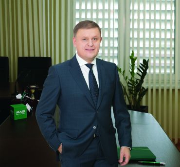 

                                                                                     https://www.maib.md/storage/media/2017/2/6/stabilitate-financiara-pastrata-in-pofida-constrangerilor-excesive/big-stabilitate-financiara-pastrata-in-pofida-constrangerilor-excesive.png
                                            
                                    