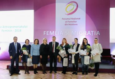 

                                                                                     https://www.maib.md/storage/media/2018/12/18/moldova-agroindbank-un-partener-de-dezvoltare-pentru-afacerile-femeilor-antreprenoare/big-moldova-agroindbank-un-partener-de-dezvoltare-pentru-afacerile-femeilor-antreprenoare.png
                                            
                                    