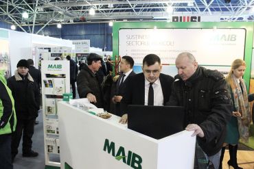 

                                                                                     https://www.maib.md/storage/media/2018/3/16/oferte-financiare-competitive-da-la-maib-pentru-agricultori/big-oferte-financiare-competitive-da-la-maib-pentru-agricultori.png
                                            
                                    