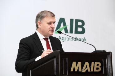 

                                                                                     https://www.maib.md/storage/media/2020/3/20/maib-anunta-suport-pentru-sectorul-de-afaceri-in-contextul-covid-19/big-maib-anunta-suport-pentru-sectorul-de-afaceri-in-contextul-covid-19.png
                                            
                                    