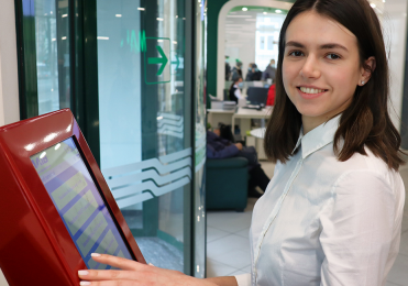 

                                                                                     https://www.maib.md/storage/media/2021/5/4/programeaza-ti-online-vizita-la-maib-in-ziua-si-la-ora-convenabila/big-programeaza-ti-online-vizita-la-maib-in-ziua-si-la-ora-convenabila.png
                                            
                                    