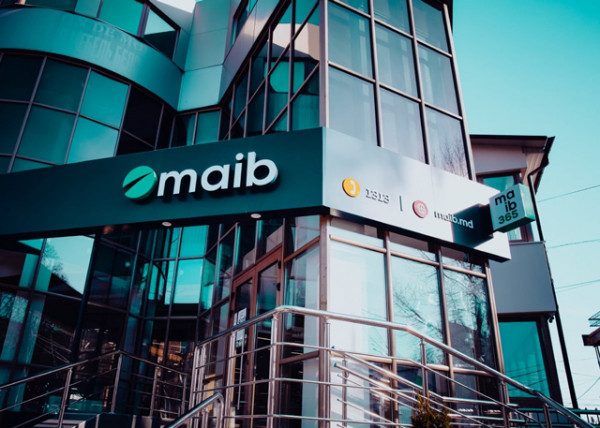 

                                                                                     https://www.maib.md/storage/media/2022/03/28//big-image_1648446327_maaXdr2I8g.jpg
                                            
                                    