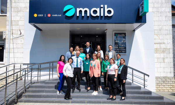 

                                                                                     https://www.maib.md/storage/media/2023/06/05//big-image_1685970281_DxhrvweUjC.png
                                            
                                    