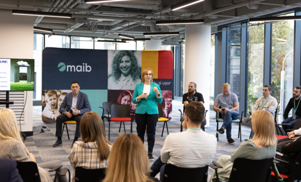 

                                                                                     https://www.maib.md/storage/media/2023/10/30//big-image_1698675382_WJAItUniFW.png
                                            
                                    
