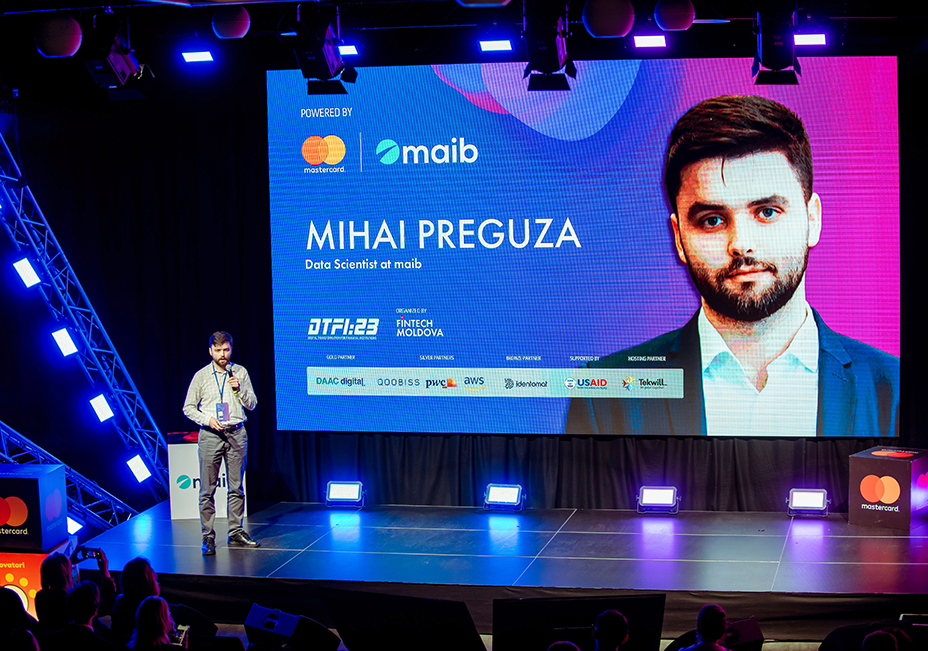 Михай Прегуза, специалист по данным maib, на конференции DTFI2023